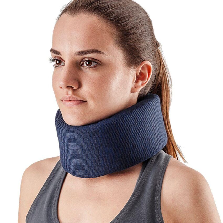 Colar Cervical Em Espuma Azul Ajustável